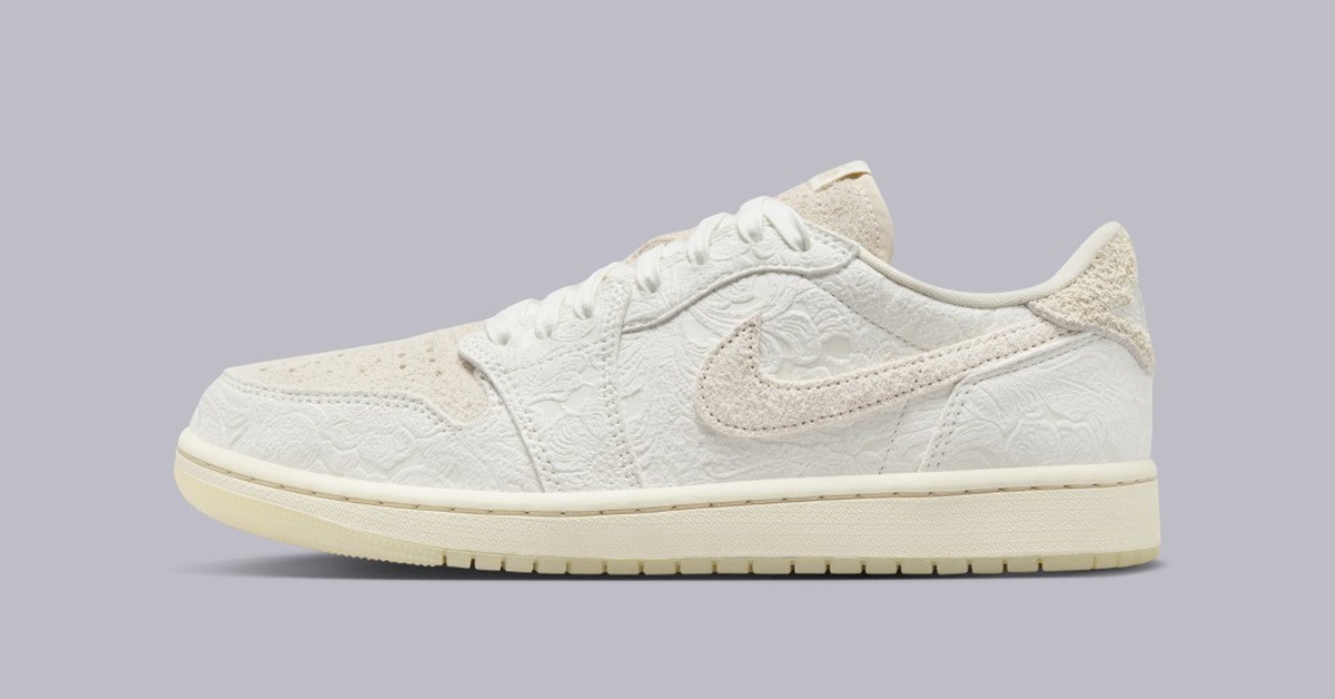First Look at the Chris Paul x Air Jordan 1 Low OG 